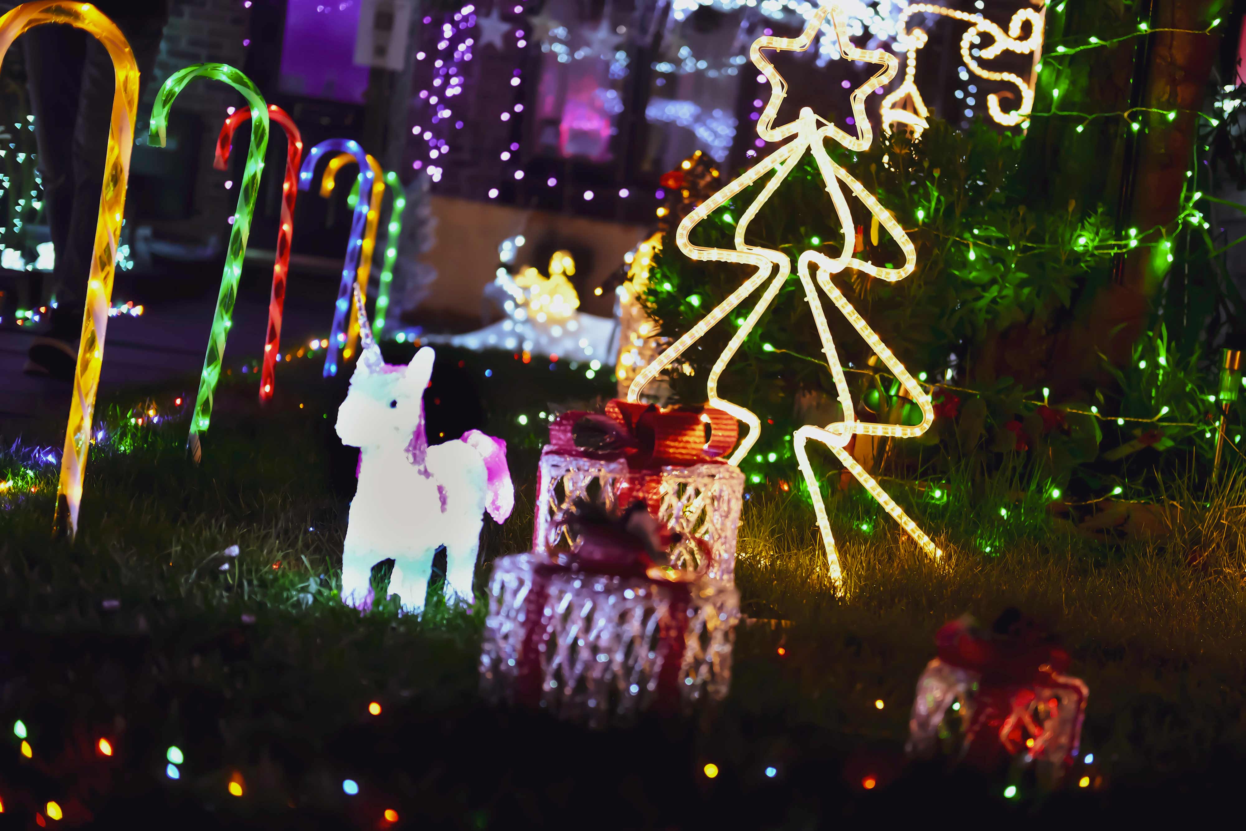 Objets de Noel lumineux pour le jardin